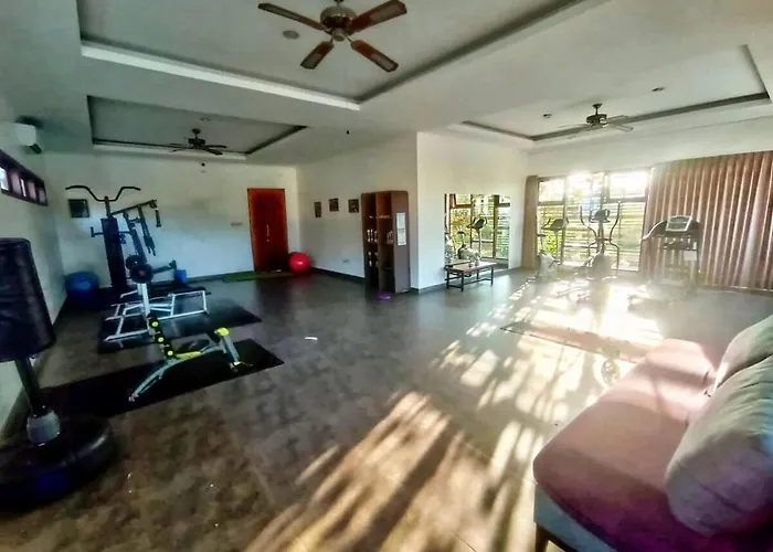 3 Bd Pvt House With Big Common Pool And Gym & Bbq Сasa de vacaciones *