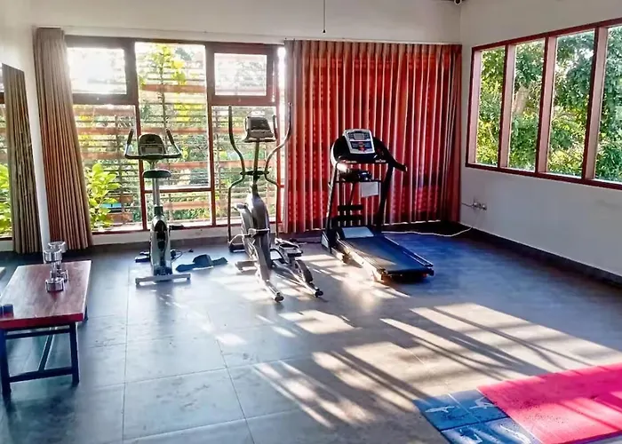 3 Bd Pvt House With Big Common Pool And Gym & Bbq