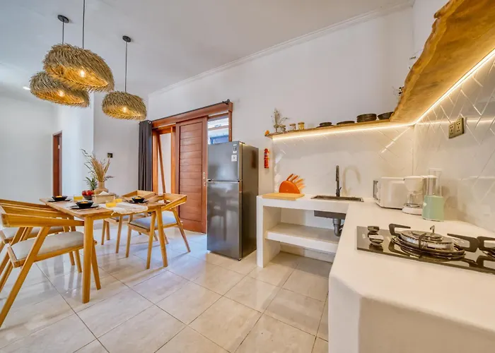 Сasa de vacaciones 3 Bd Pvt House With Big Common Pool And Gym & Bbq Nusa Dua (Bali)